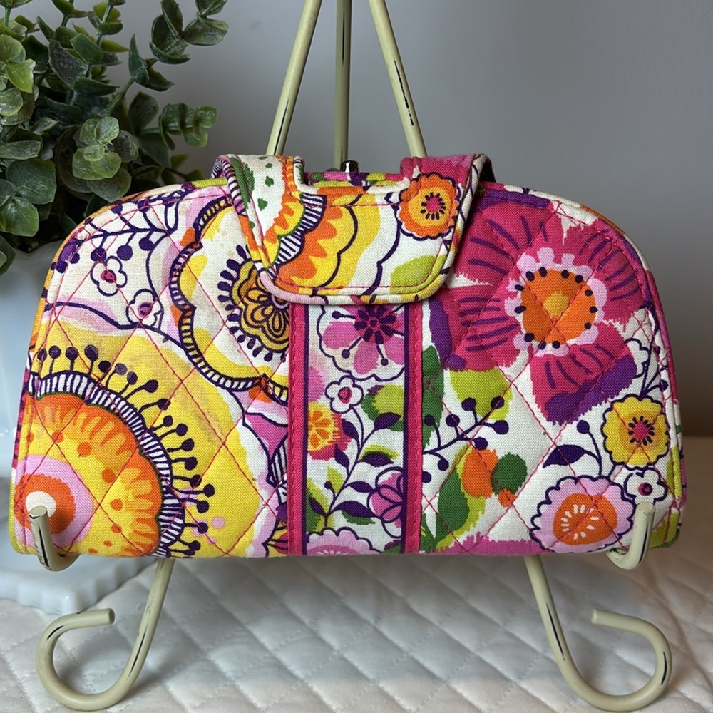 Vera Bradley Clementine Kiss
N' Snap Wallet - Picture 2 of 10